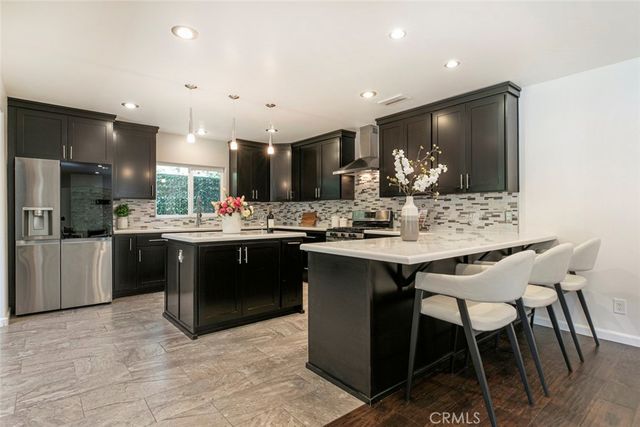 9620 Wheatland Avenue, Shadow Hills, CA 91040