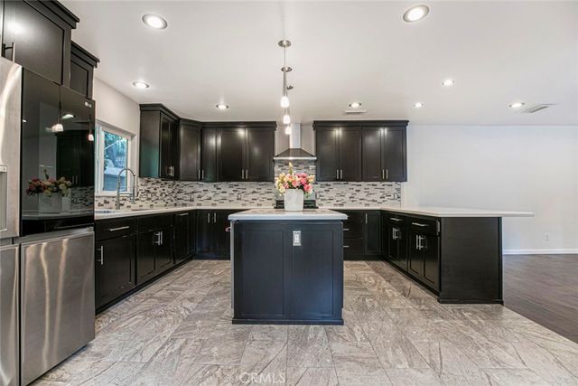 9620 Wheatland Avenue, Shadow Hills, CA 91040