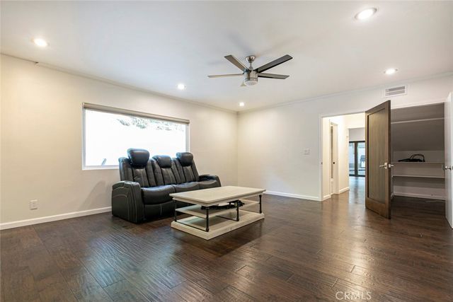 9620 Wheatland Avenue, Shadow Hills, CA 91040