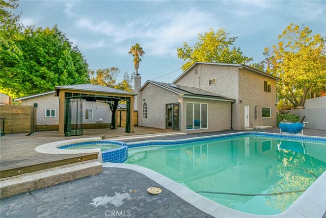 9620 Wheatland Avenue, Shadow Hills, CA 91040