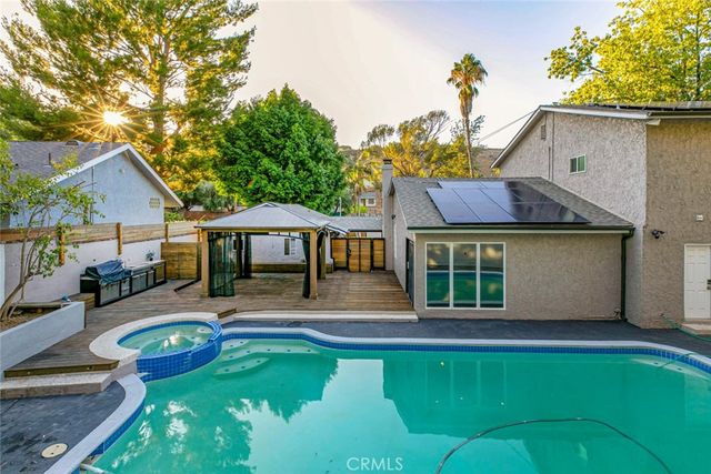 9620 Wheatland Avenue, Shadow Hills, CA 91040