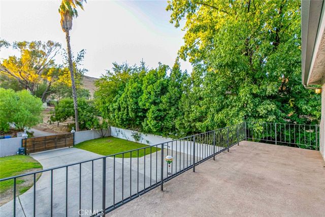 9620 Wheatland Avenue, Shadow Hills, CA 91040