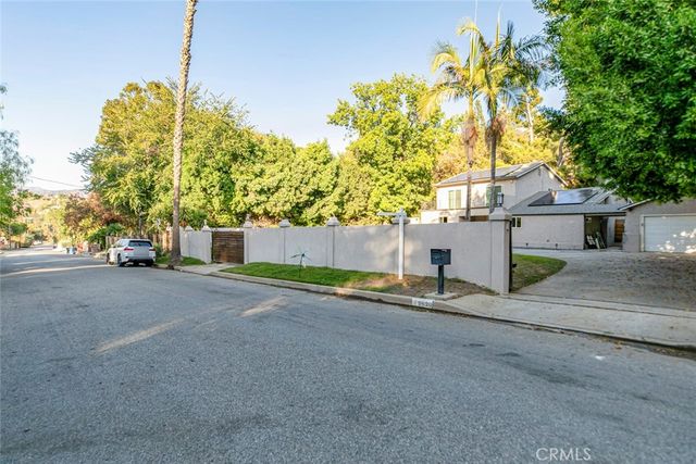 9620 Wheatland Avenue, Shadow Hills, CA 91040