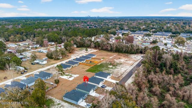 8039 OSTEEN Street, Jacksonville, FL 32210