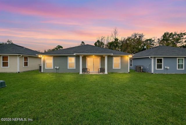 8039 OSTEEN Street, Jacksonville, FL 32210