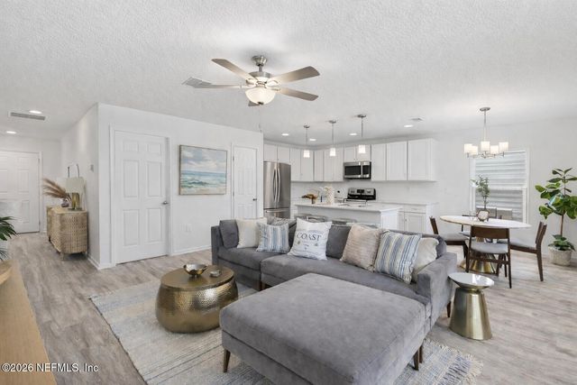 8039 OSTEEN Street, Jacksonville, FL 32210