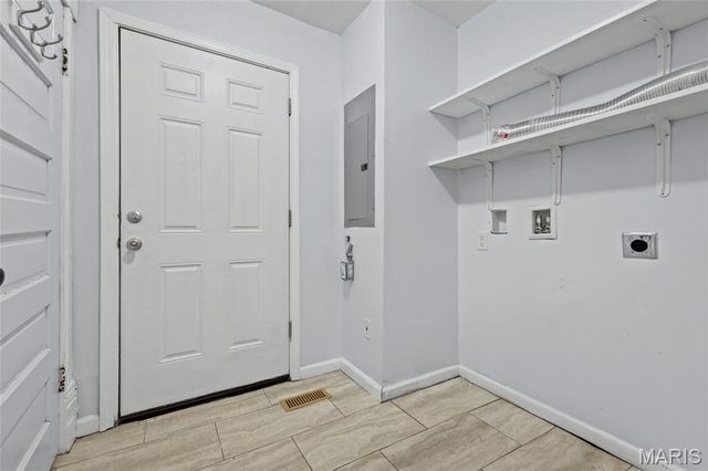 3368 Oxford Boulevard, Maplewood, MO 63143