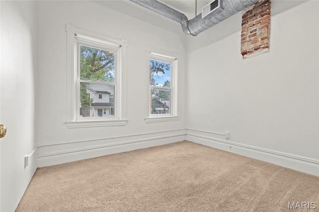 3368 Oxford Boulevard, Maplewood, MO 63143