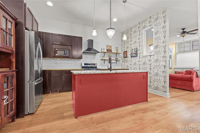 3368 Oxford Boulevard, Maplewood, MO 63143