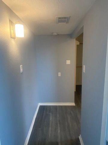 16712 Fletcher Christian Road, Jamaica Beach, TX 77554