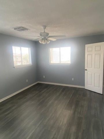 16712 Fletcher Christian Road, Jamaica Beach, TX 77554