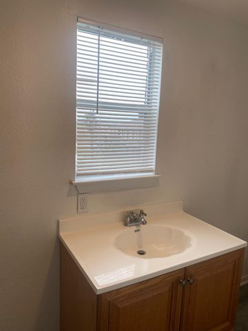 16712 Fletcher Christian Road, Jamaica Beach, TX 77554