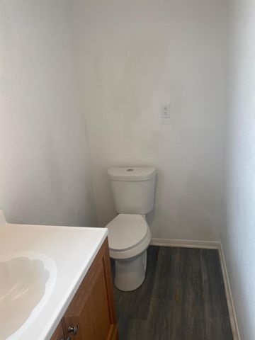 16712 Fletcher Christian Road, Jamaica Beach, TX 77554