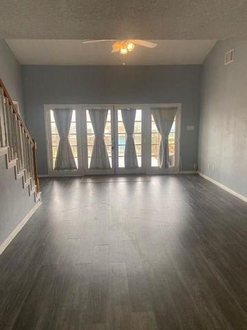 16712 Fletcher Christian Road, Jamaica Beach, TX 77554