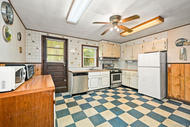 32 Chase Avenue, White Plains, NY 10606