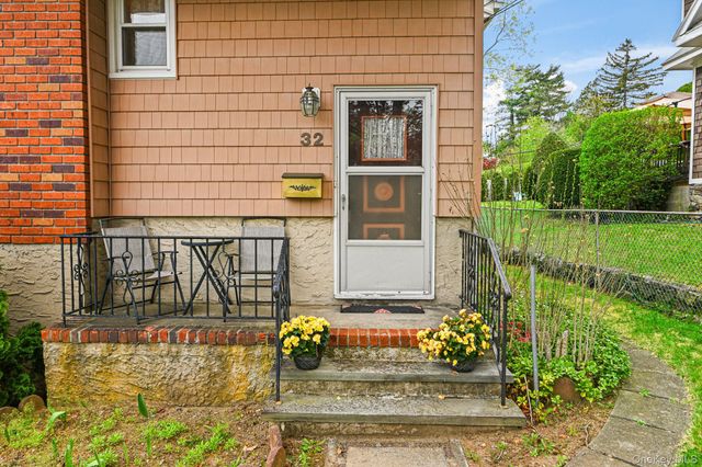 32 Chase Avenue, White Plains, NY 10606