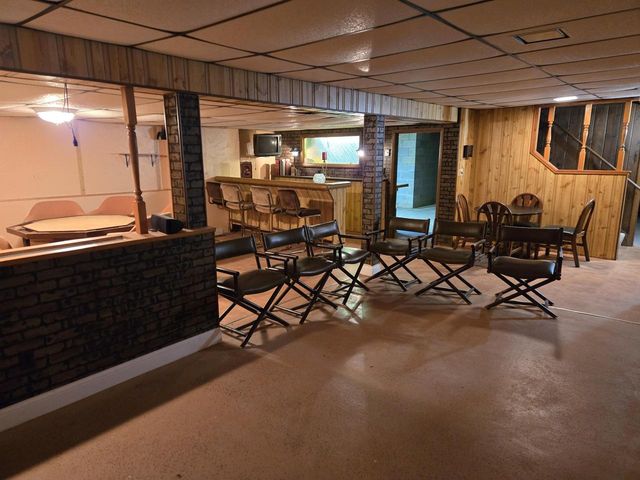 6886 N 100th STREET, Milwaukee, WI 53224