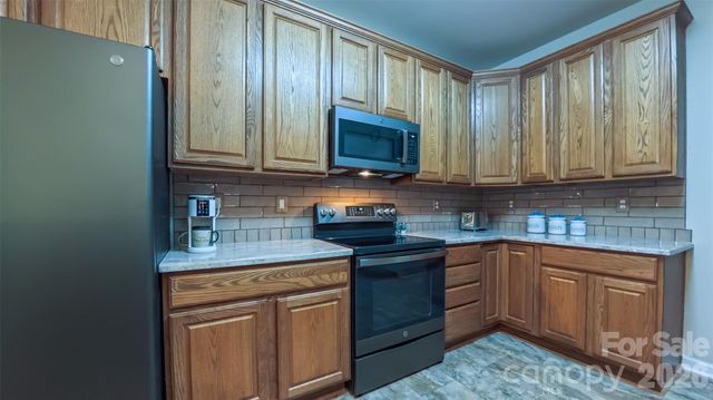 6855 Colonial Garden Drive, Huntersville, NC 28078