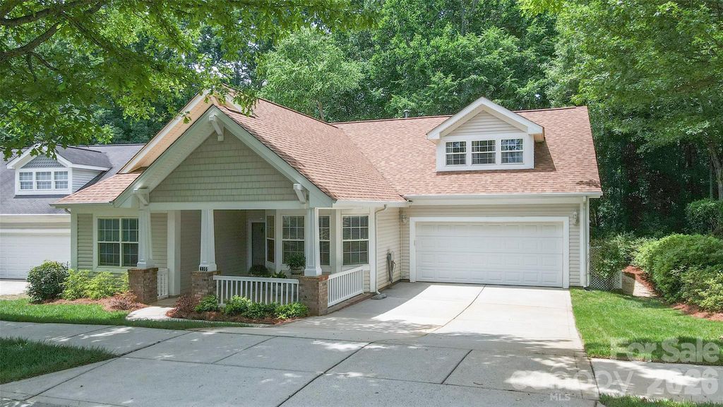 6855 Colonial Garden Drive, Huntersville, NC 28078
