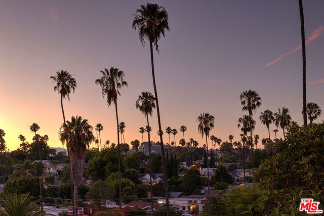 2412 Reservoir Street, Los Angeles, CA 90026