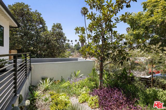 2412 Reservoir Street, Los Angeles, CA 90026
