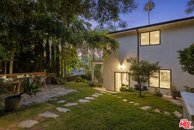 2412 Reservoir Street, Los Angeles, CA 90026