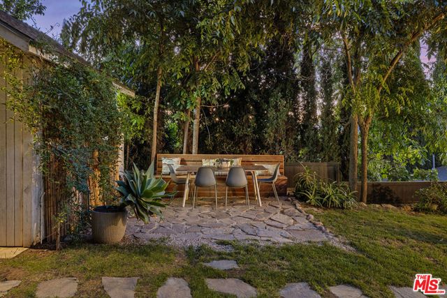 2412 Reservoir Street, Los Angeles, CA 90026