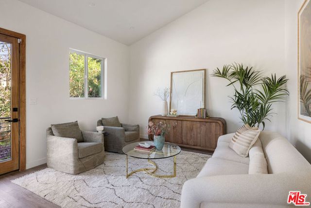 2412 Reservoir Street, Los Angeles, CA 90026