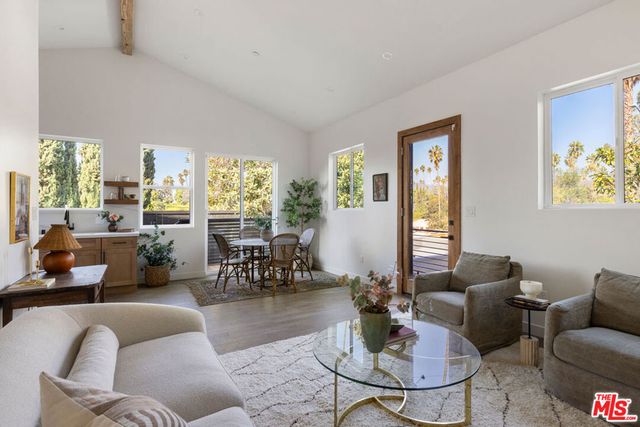 2412 Reservoir Street, Los Angeles, CA 90026