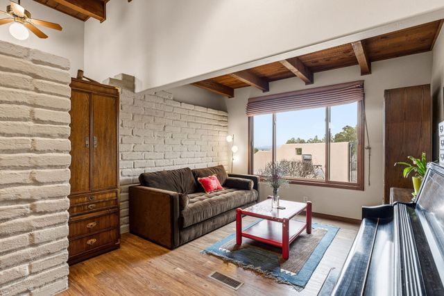 37 Homesteads Road, Placitas, NM 87043