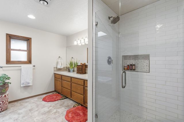 37 Homesteads Road, Placitas, NM 87043