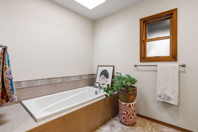 37 Homesteads Road, Placitas, NM 87043