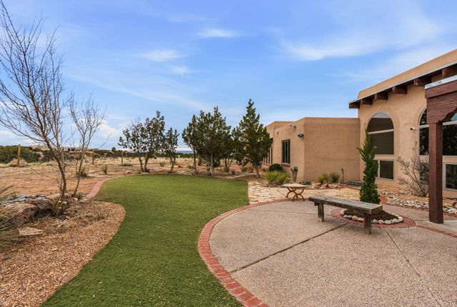 37 Homesteads Road, Placitas, NM 87043