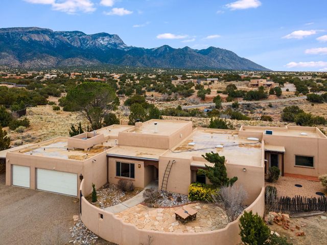 37 Homesteads Road, Placitas, NM 87043