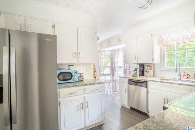1404 LOUISE DRIVE SE, Jacksonville, AL 36265