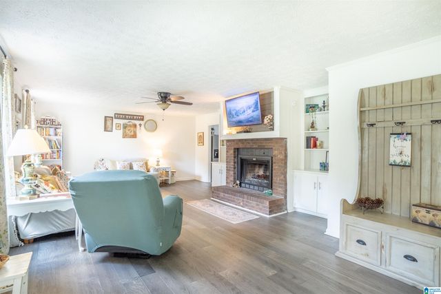 1404 LOUISE DRIVE SE, Jacksonville, AL 36265