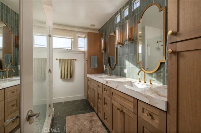 162 Rivo Alto Canal, Long Beach, CA 90803