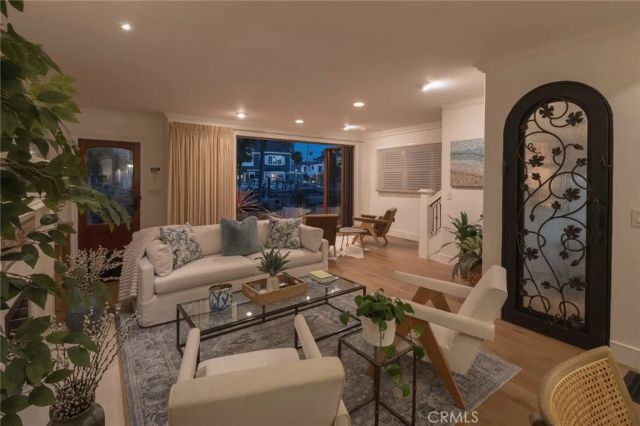 162 Rivo Alto Canal, Long Beach, CA 90803