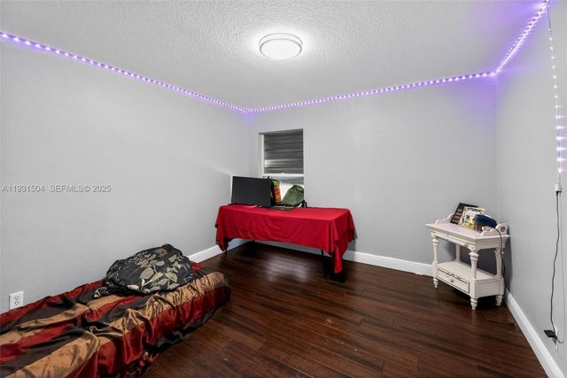 16875 N 68th St N, Loxahatchee, FL 33470