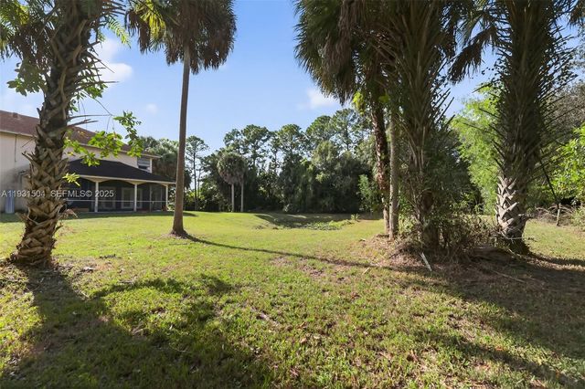 16875 N 68th St N, Loxahatchee, FL 33470