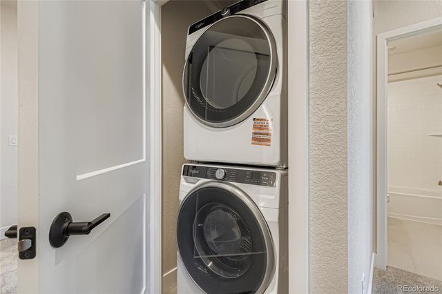 15553 W Washburn Drive, Lakewood, CO 80228