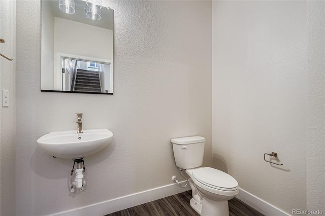 15553 W Washburn Drive, Lakewood, CO 80228