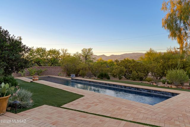 455 N Avenida Aguila, Tucson, AZ 85748