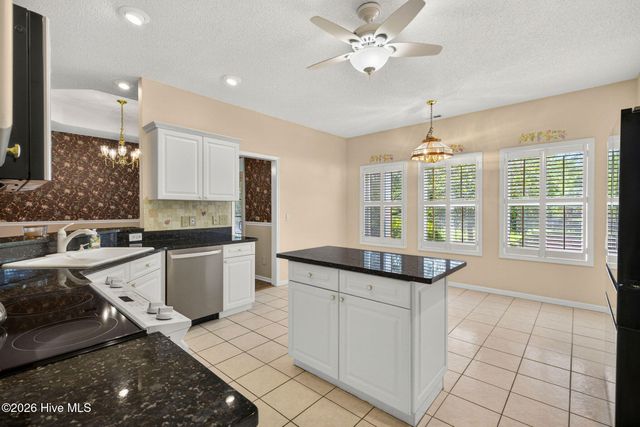 1113 Willow Pond Lane, Leland, NC 28451
