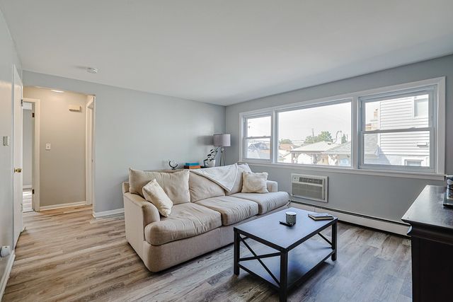 2222 N Harlem Avenue 2NW, Elmwood Park, IL 60707