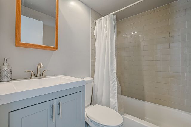 2222 N Harlem Avenue 2NW, Elmwood Park, IL 60707