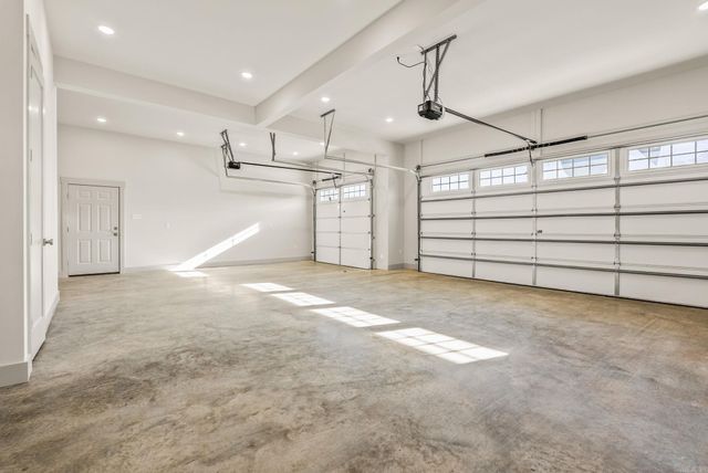 1665 Nantucket Drive, Conway, AR 72034