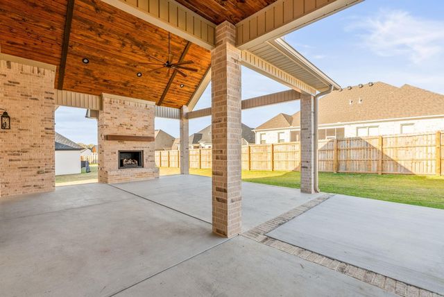 1665 Nantucket Drive, Conway, AR 72034
