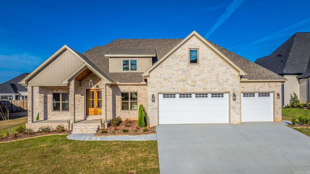 1665 Nantucket Drive, Conway, AR 72034