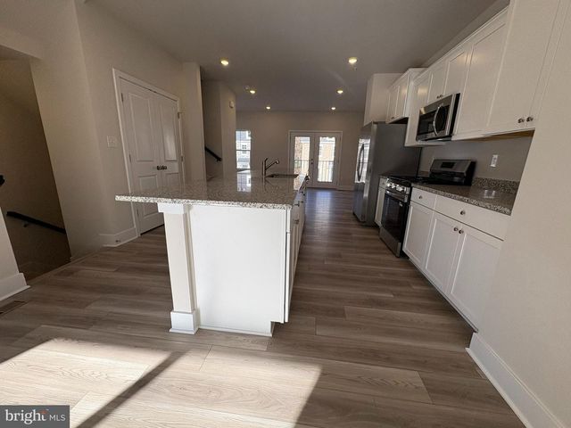 6828 WINTERHILL LN, Glen Burnie, MD 21060